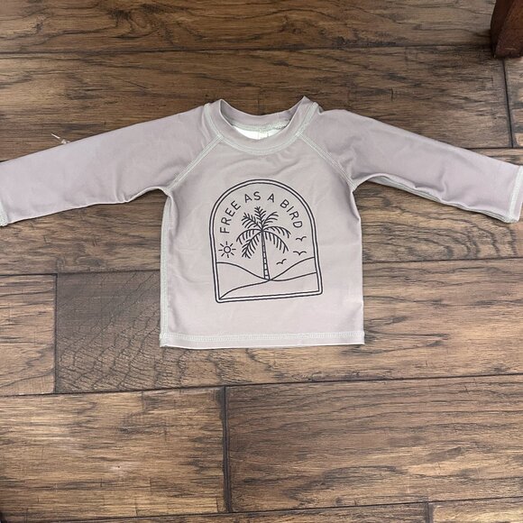 Rylee + Cru "Free As a Bird" Rash Guard - Picture 1 of 3